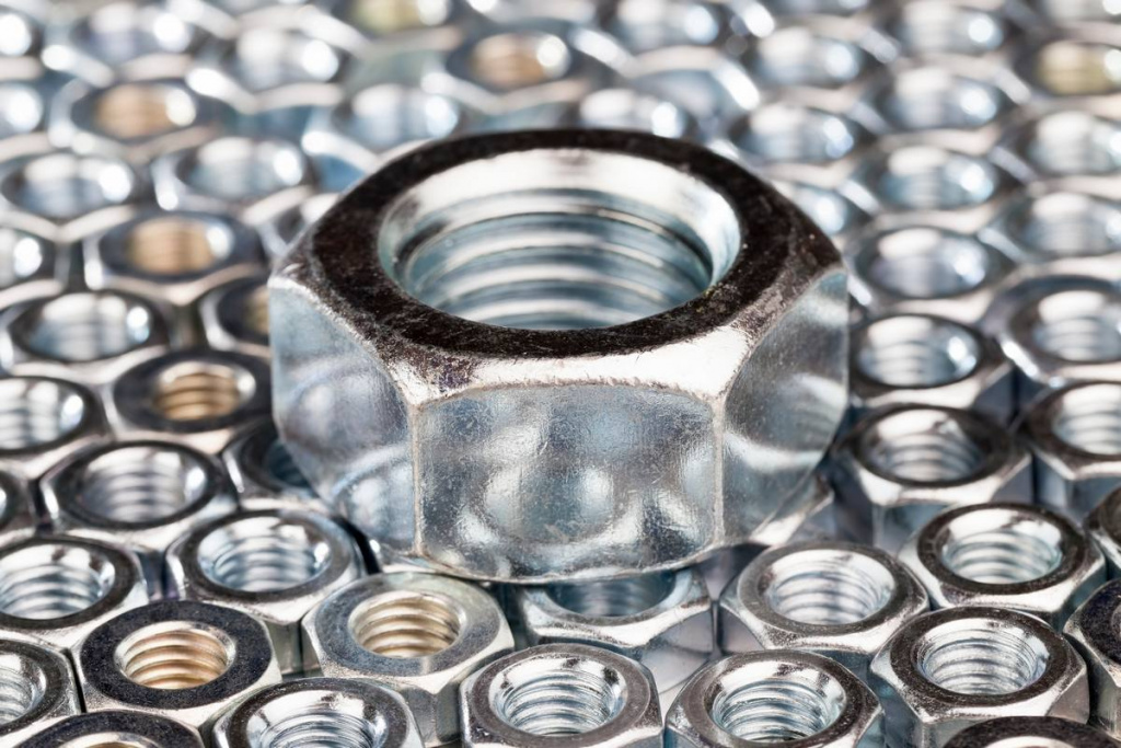 steel-nuts-use-installation-construction-work.jpg